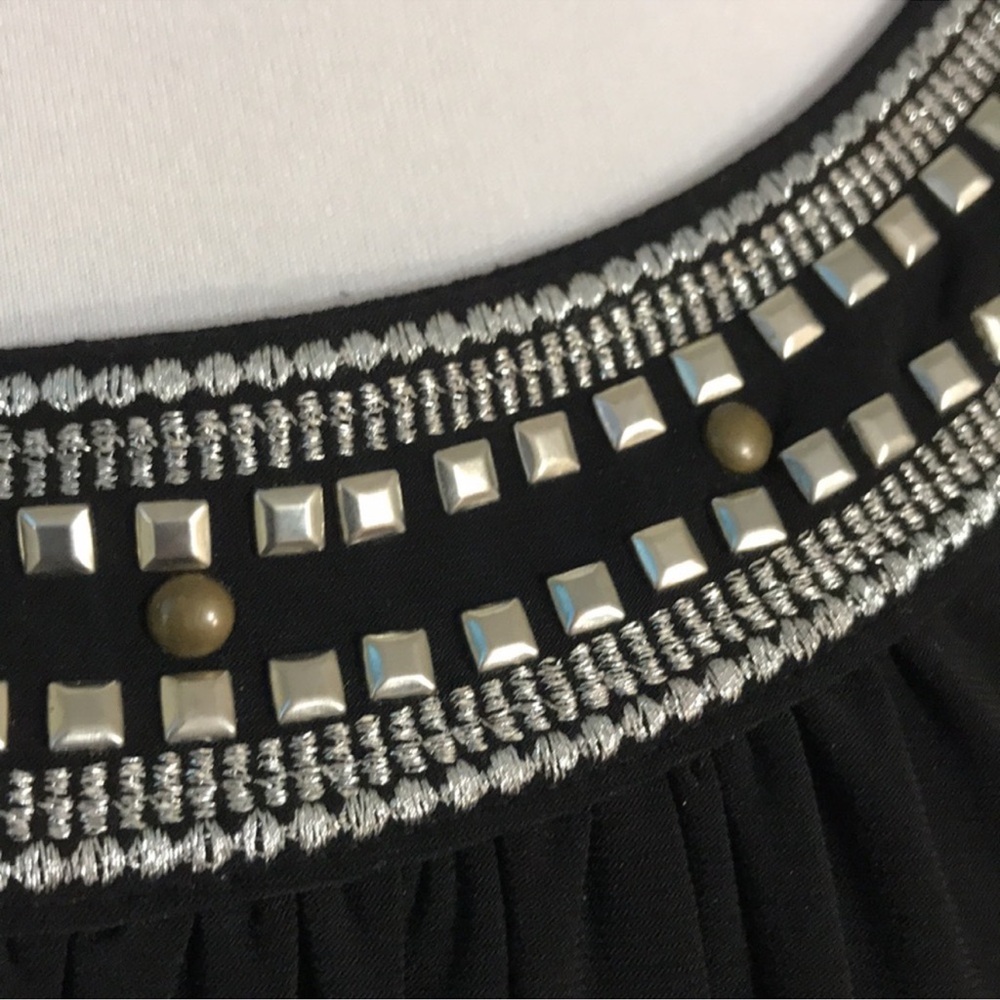 Elegant WHBM Bejeweled Collar Dress - Black - Picture 3 of 7